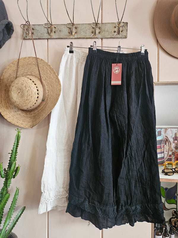 Bloomer Cropped Pants - 7 Colours