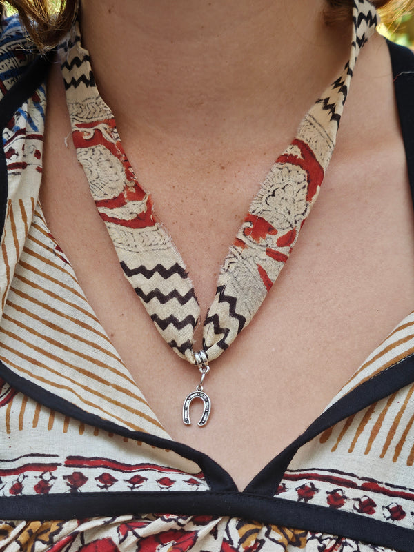 Horseshoe Necklace