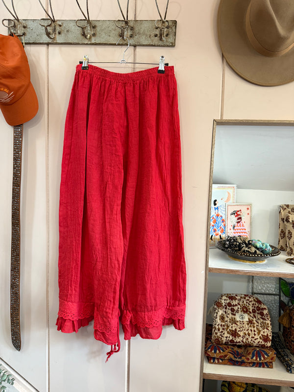 Bloomer Cropped Pants - 3 Colours