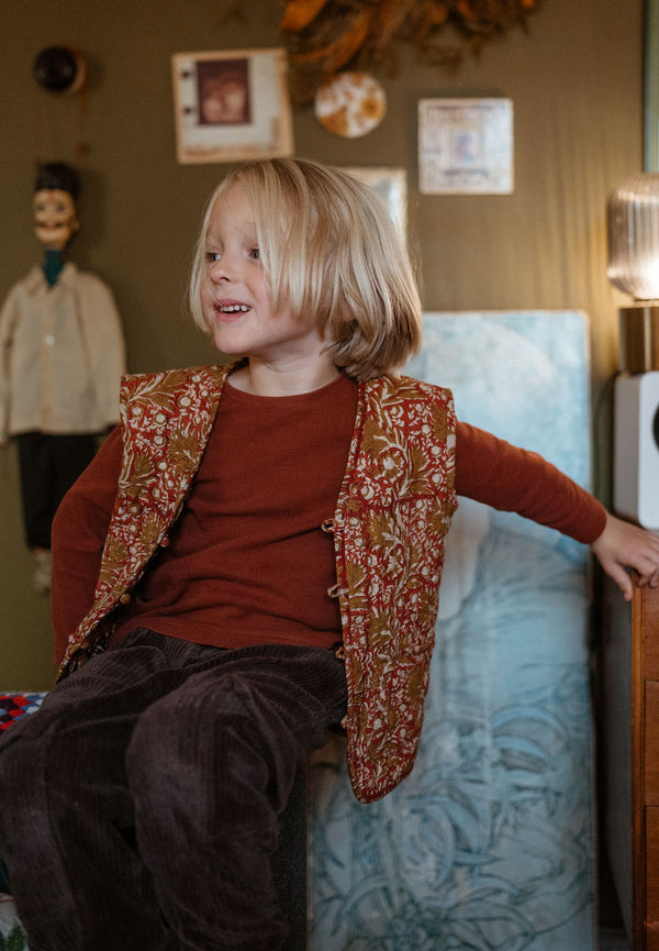 THE REVERSIBLE RIVER GILET