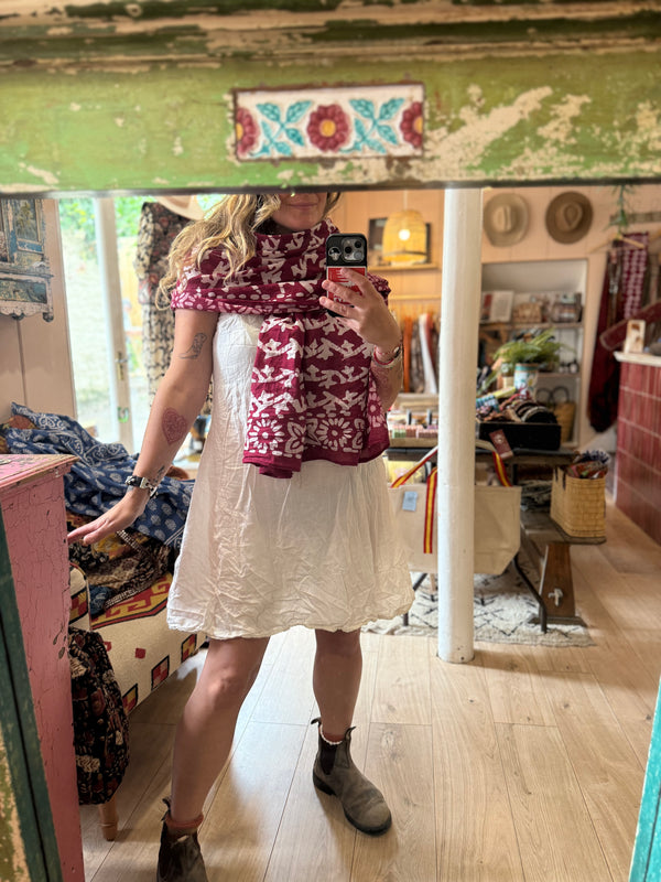 Beach Coverup Sarong Pareo - Maroon White Motifs