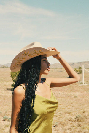 The Western Kingsley (cattleman, western, wool) : 59 (M/L)