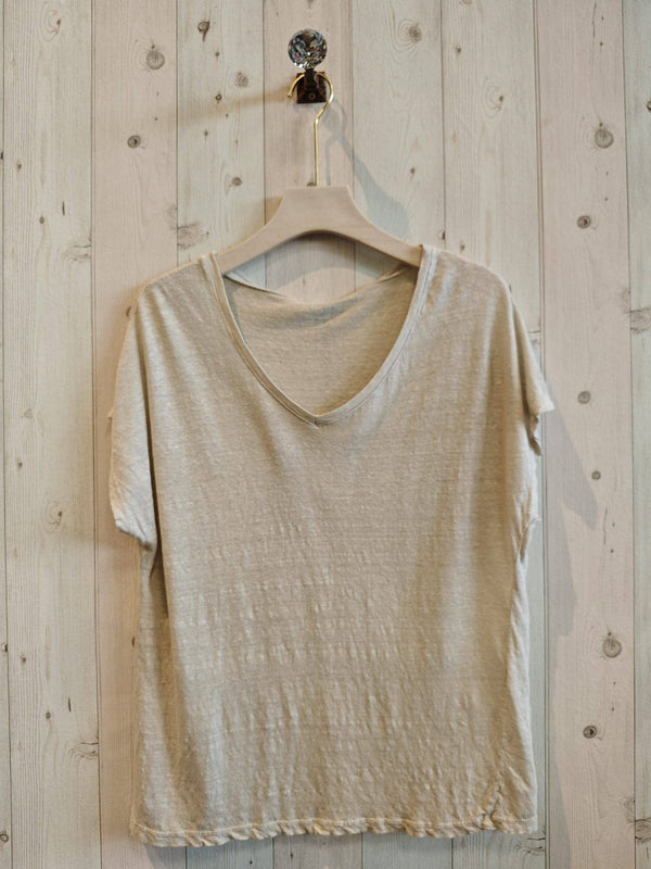 Easy Tee