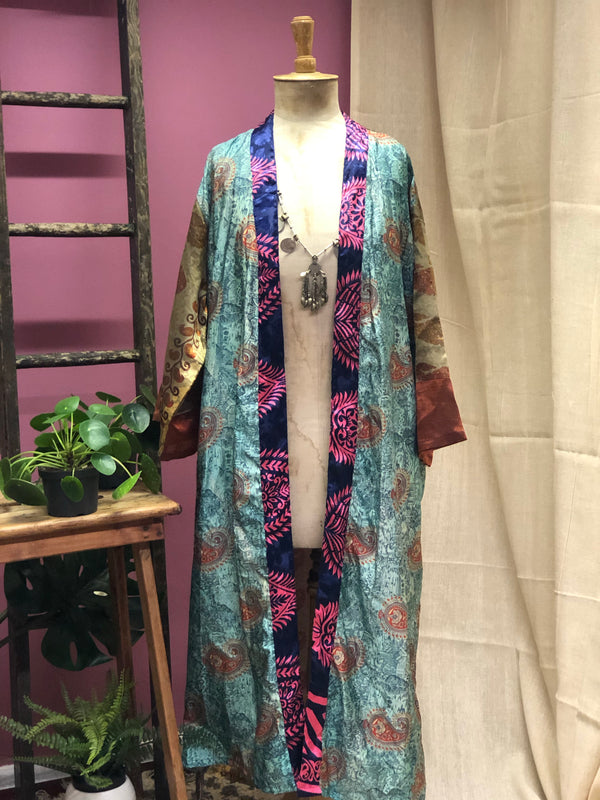 Vintage sari kimono