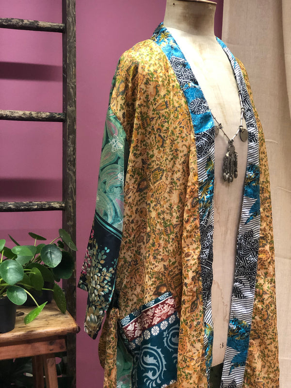 Vintage sari kimono