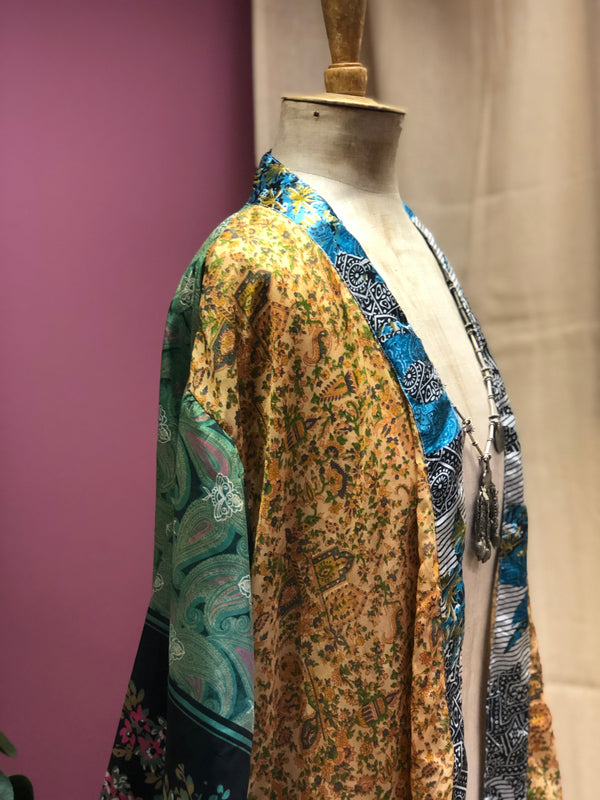 Vintage sari kimono