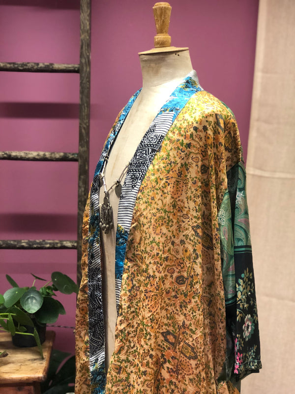 Vintage sari kimono