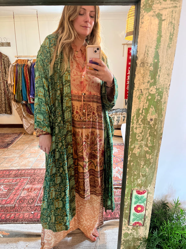 Vintage sari duster